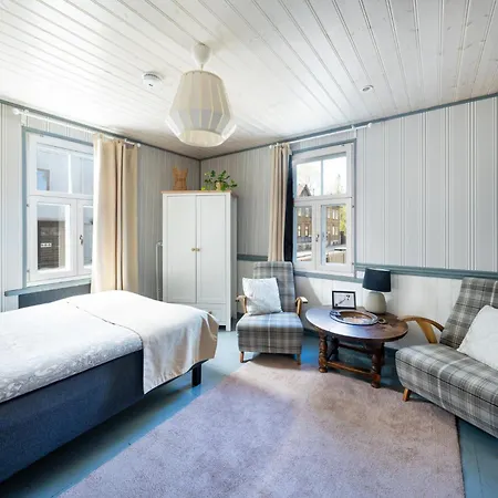 Garden Next To Telliskivi & Old Town