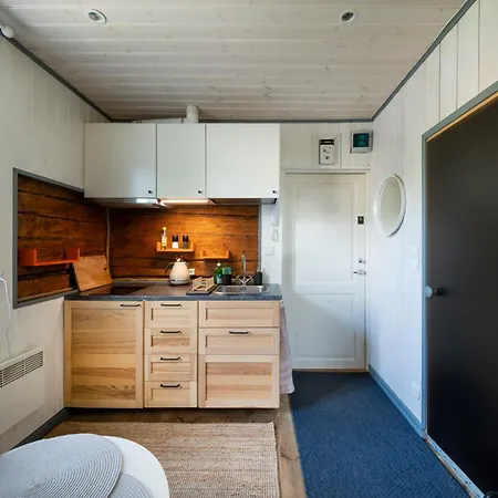 Garden Next To Telliskivi & Old Town Διαμέρισμα *